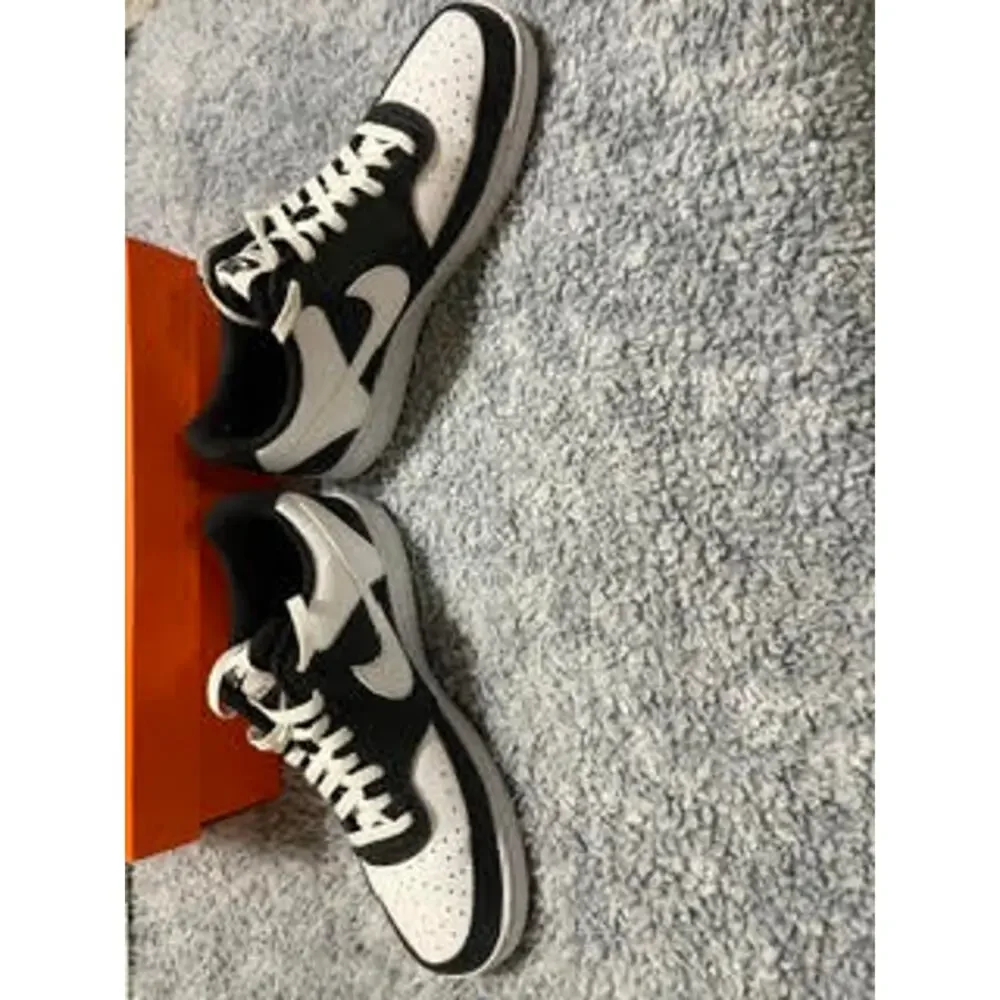 Nike Court Vision Low 